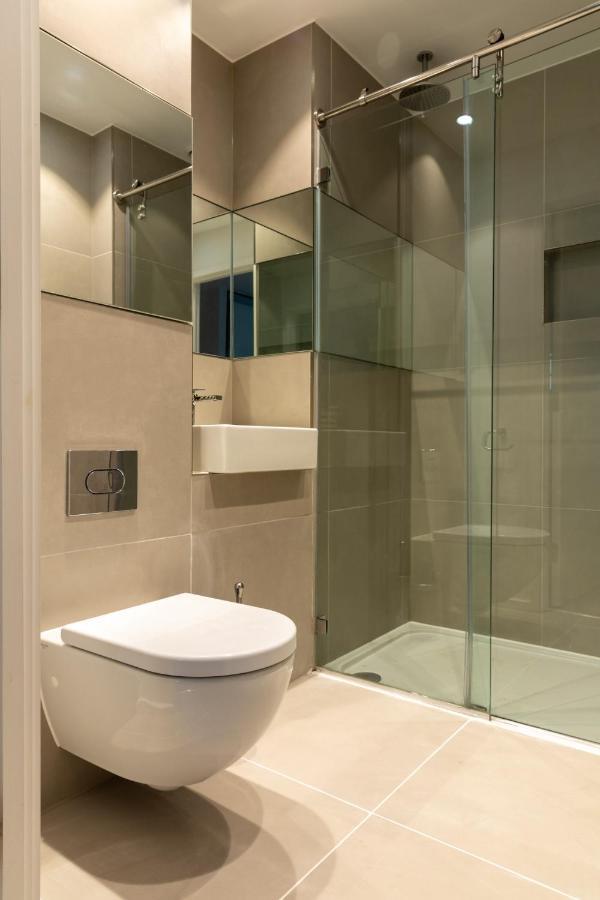 The Aurora's Nest - Lovely 3bdr With Balcony And Study London